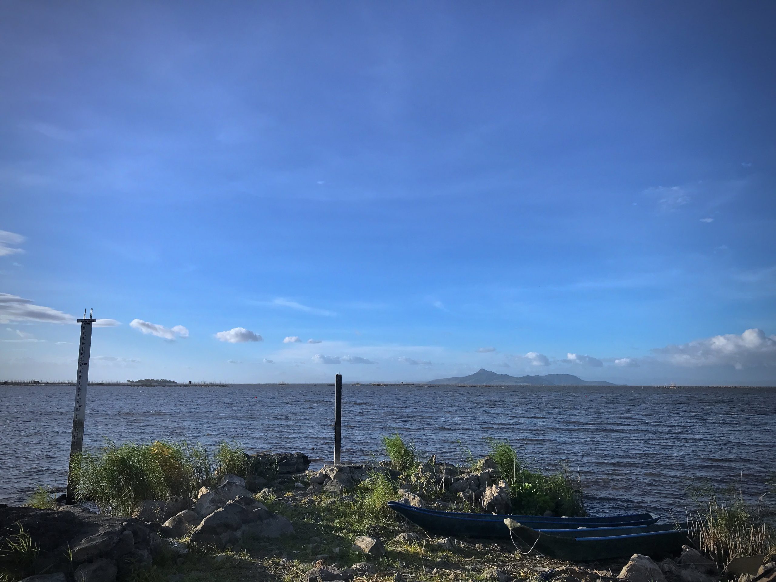 Laguna lake shore at Baybayin