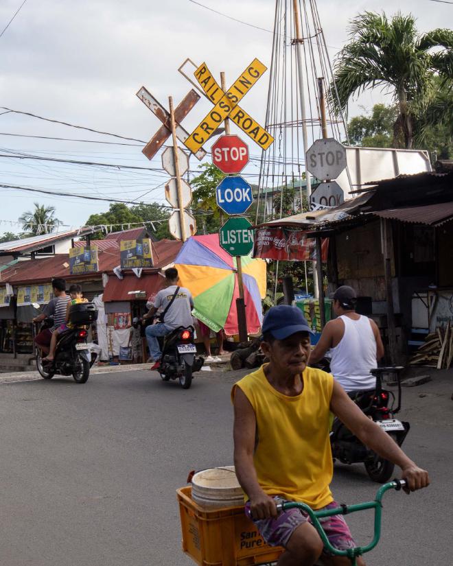 Vendor on wheels