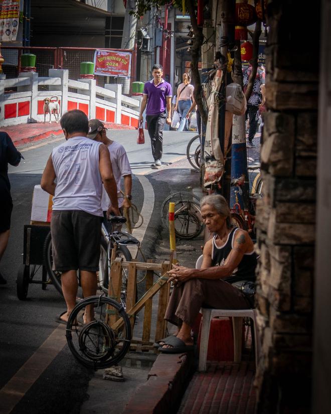 Binondo street man